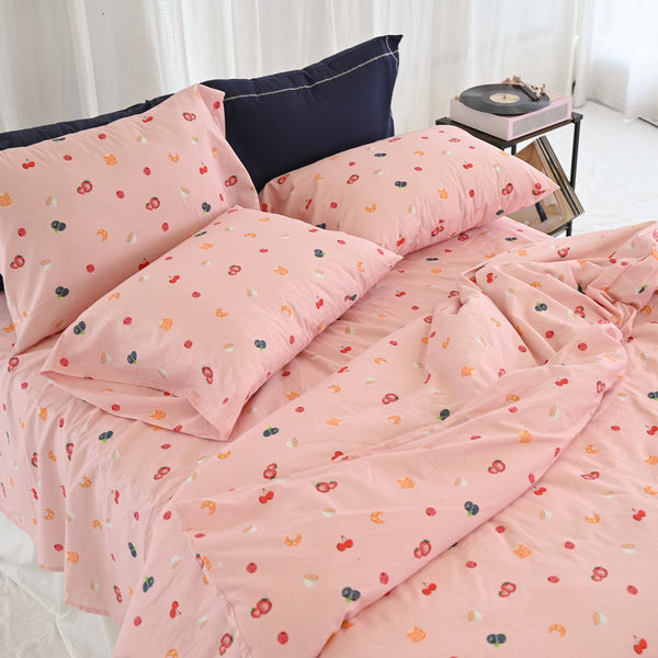 Color_Breakfast In Bed